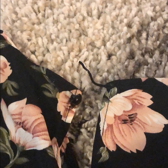 Floral Maxi dress size small - Picture 6 of 7